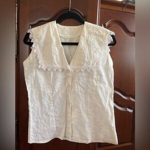 Linen blouse in white with front pearl buttons size Small